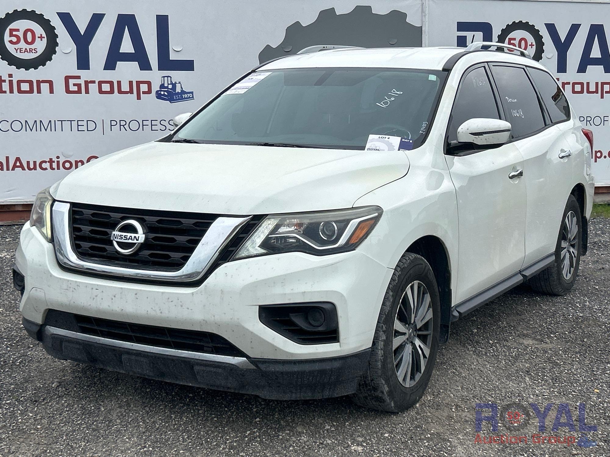 2018 Nissan Pathfinder SUV (A50324)