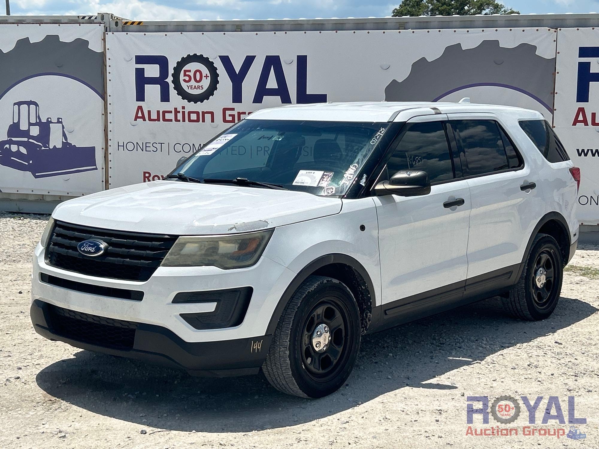 2016 Ford Explorer AWD SUV (A51694)