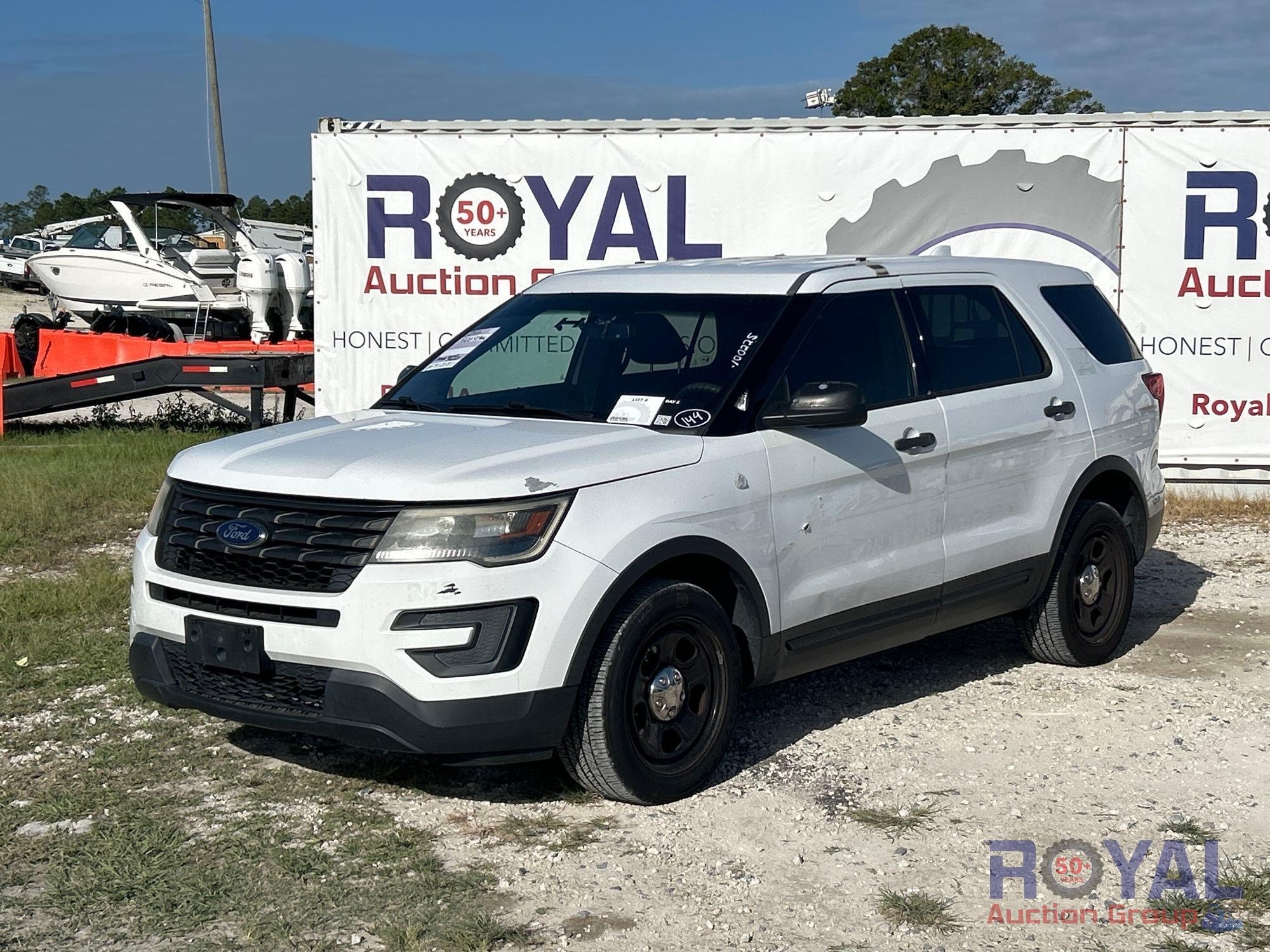 2016 Ford Explorer AWD SUV (A55853)