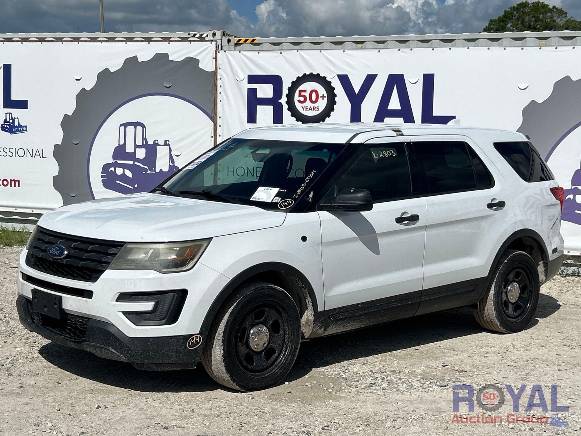 2016 Ford Explorer AWD SUV (A51694)