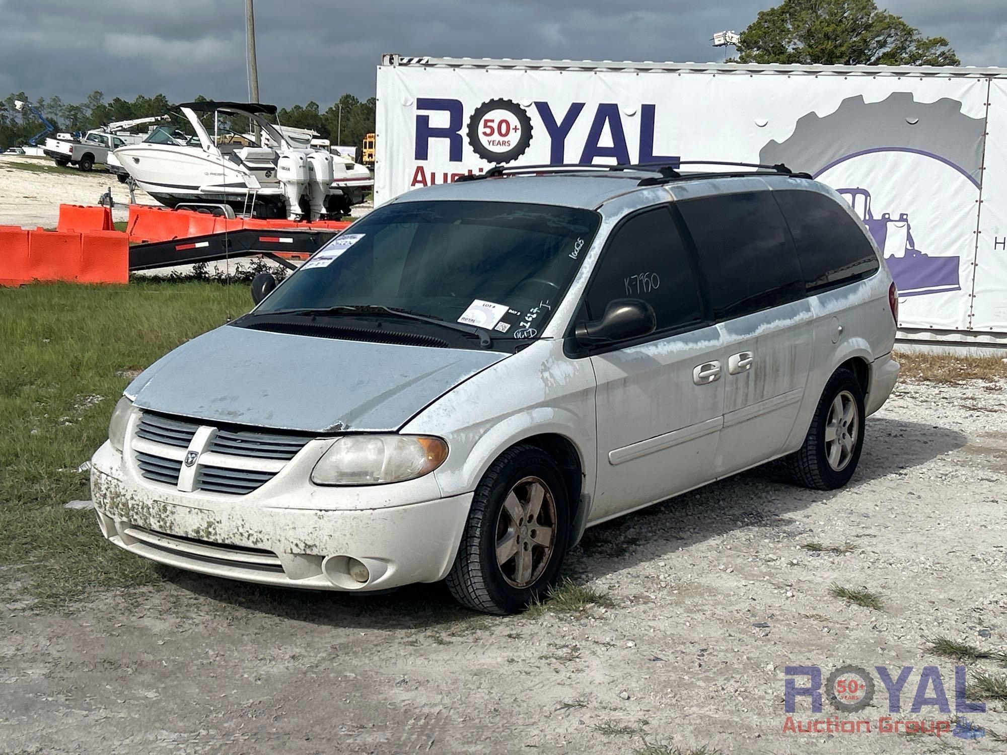 Year: 2005 Make: Dodge Model: Grand Caravan Vehicle Type: Van Mileage: 126,100 Plate: Body Type: 4 (A55853)