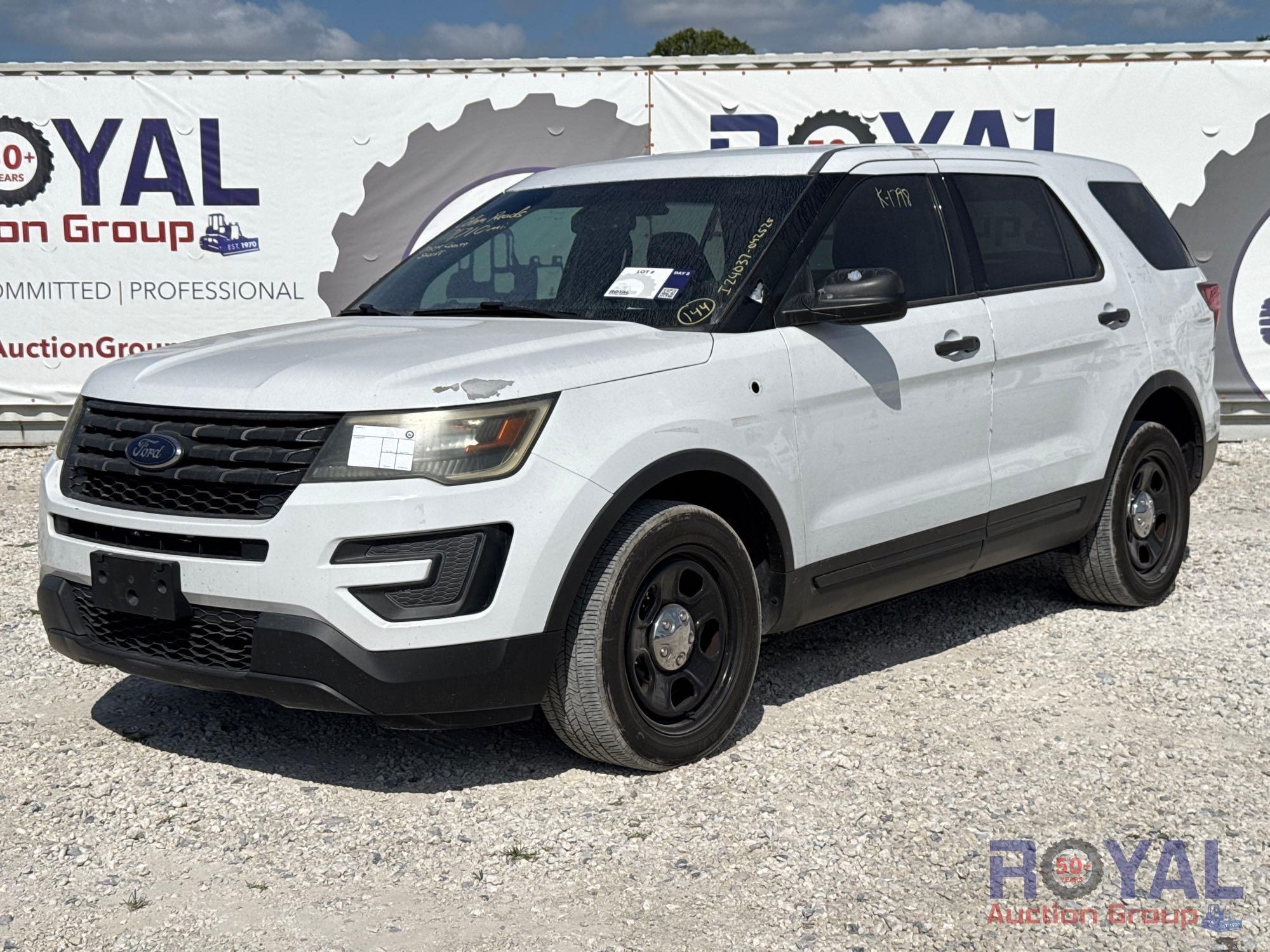 2016 Ford Explorer AWD SUV (A51694)