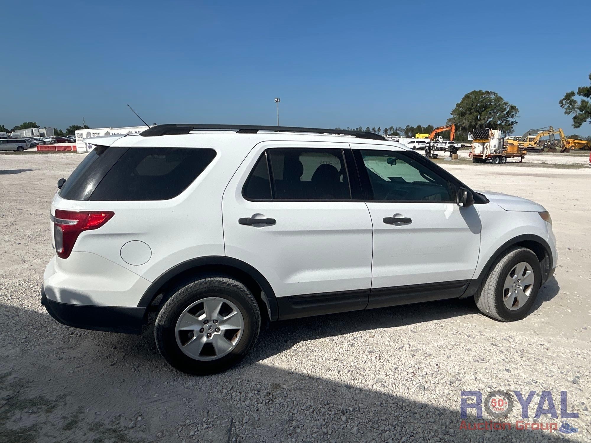 2013 Ford Explorer AWD SUV (A44572)