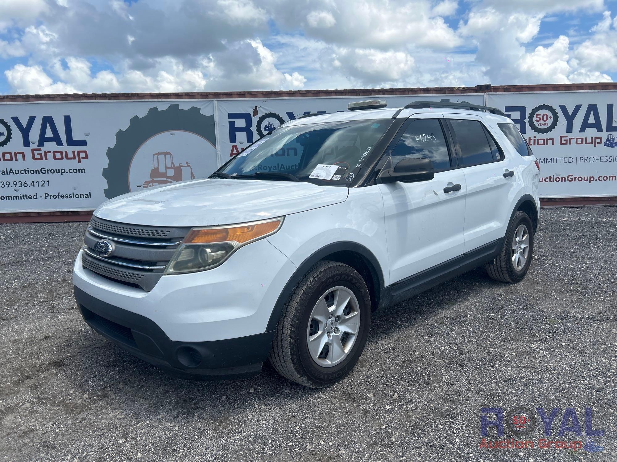 2014 Ford Explorer AWD SUV (A53424)
