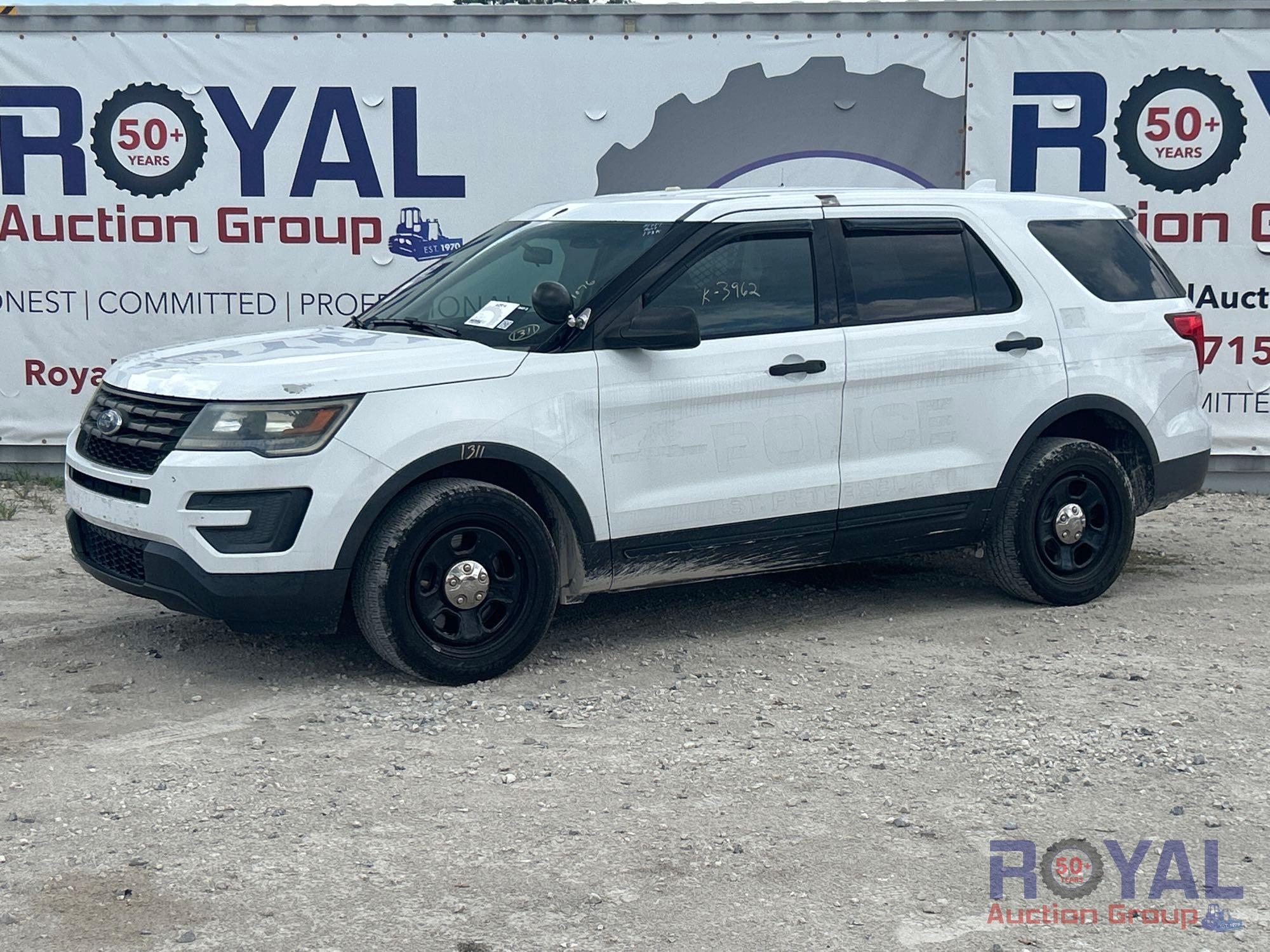 2017 Ford Explorer SUV (A51694)