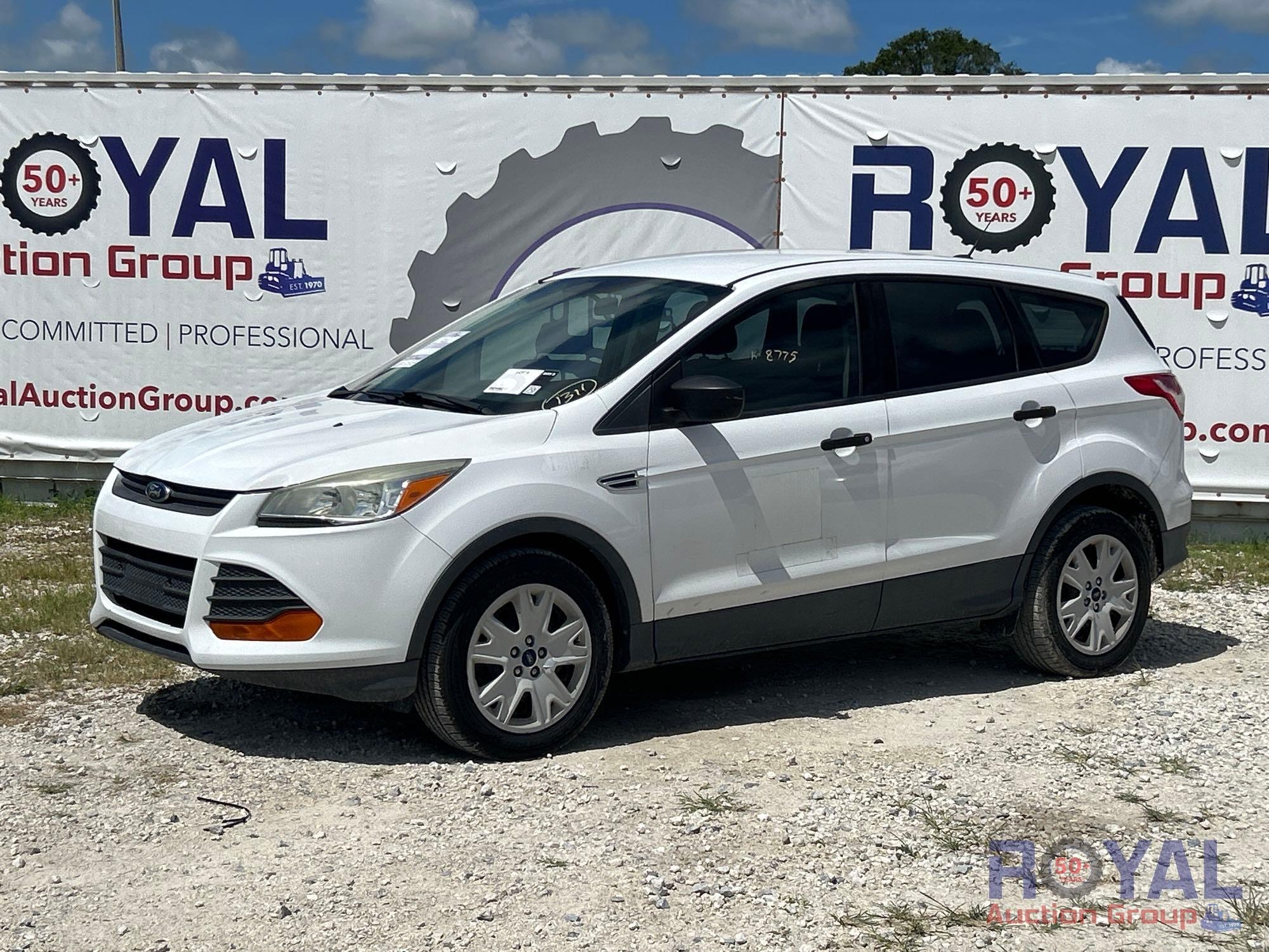 2015 Ford Escape SUV (A51694)