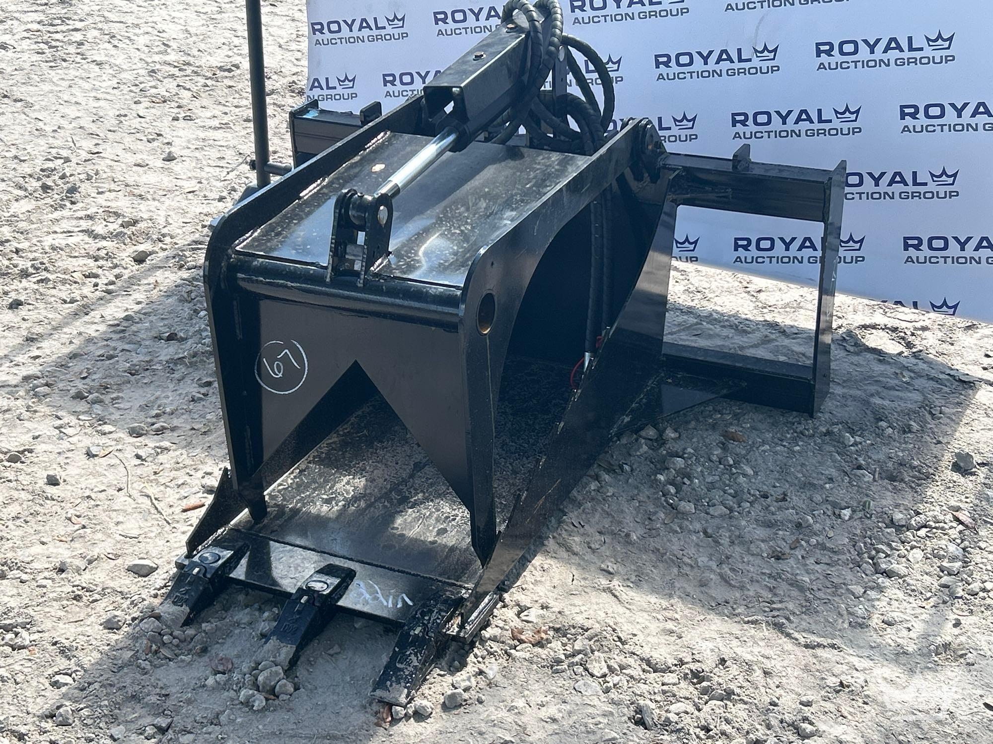 2025 SGB20 20in Hydraulic Grapple Stump Bucket (A55851)