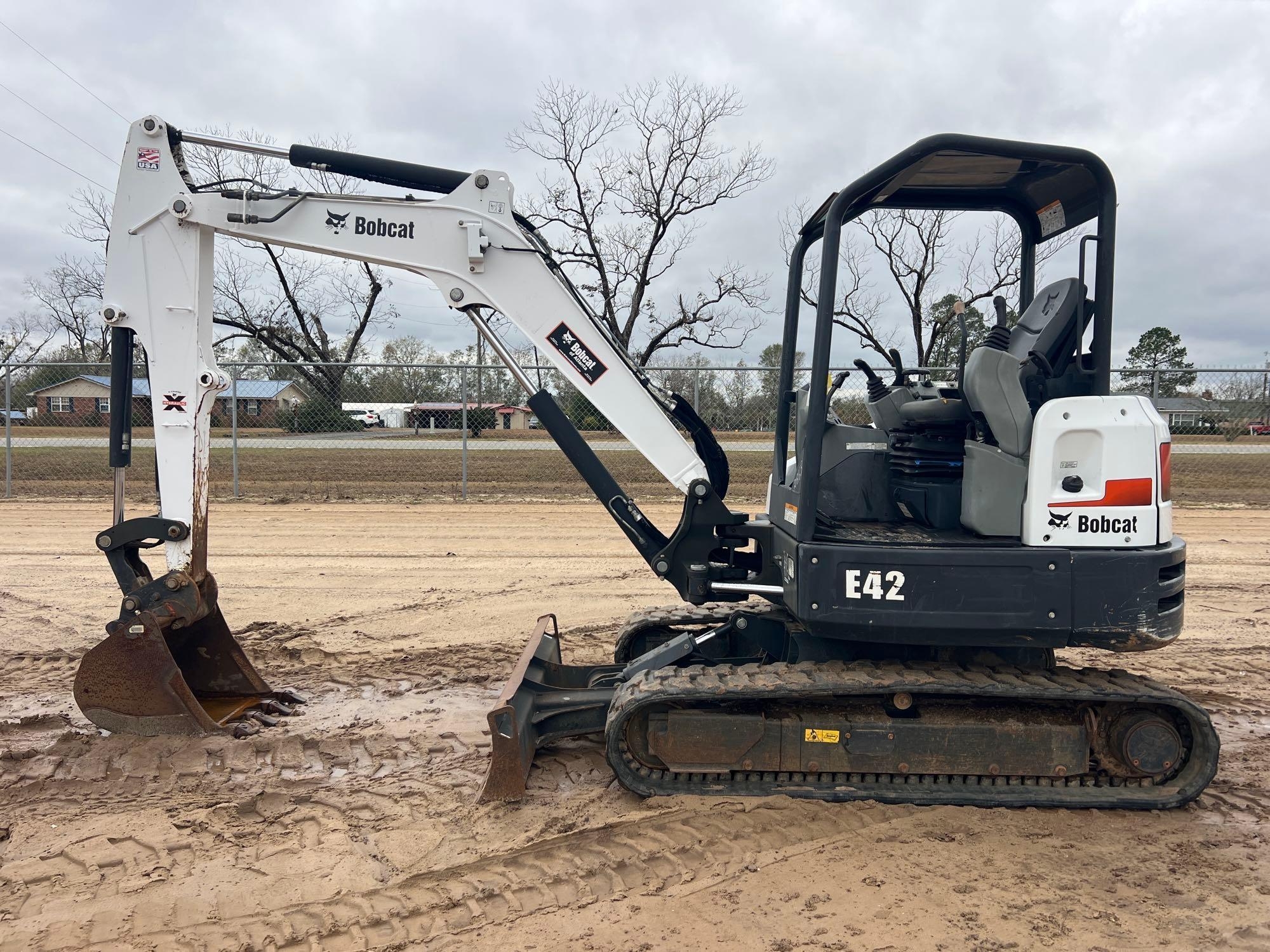 2019 BOBCAT E42 EXCAVATOR (A52709)