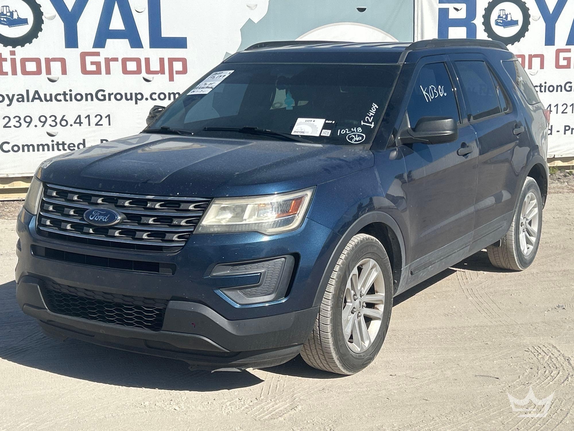 2017 Ford Explorer SUV (A56859)