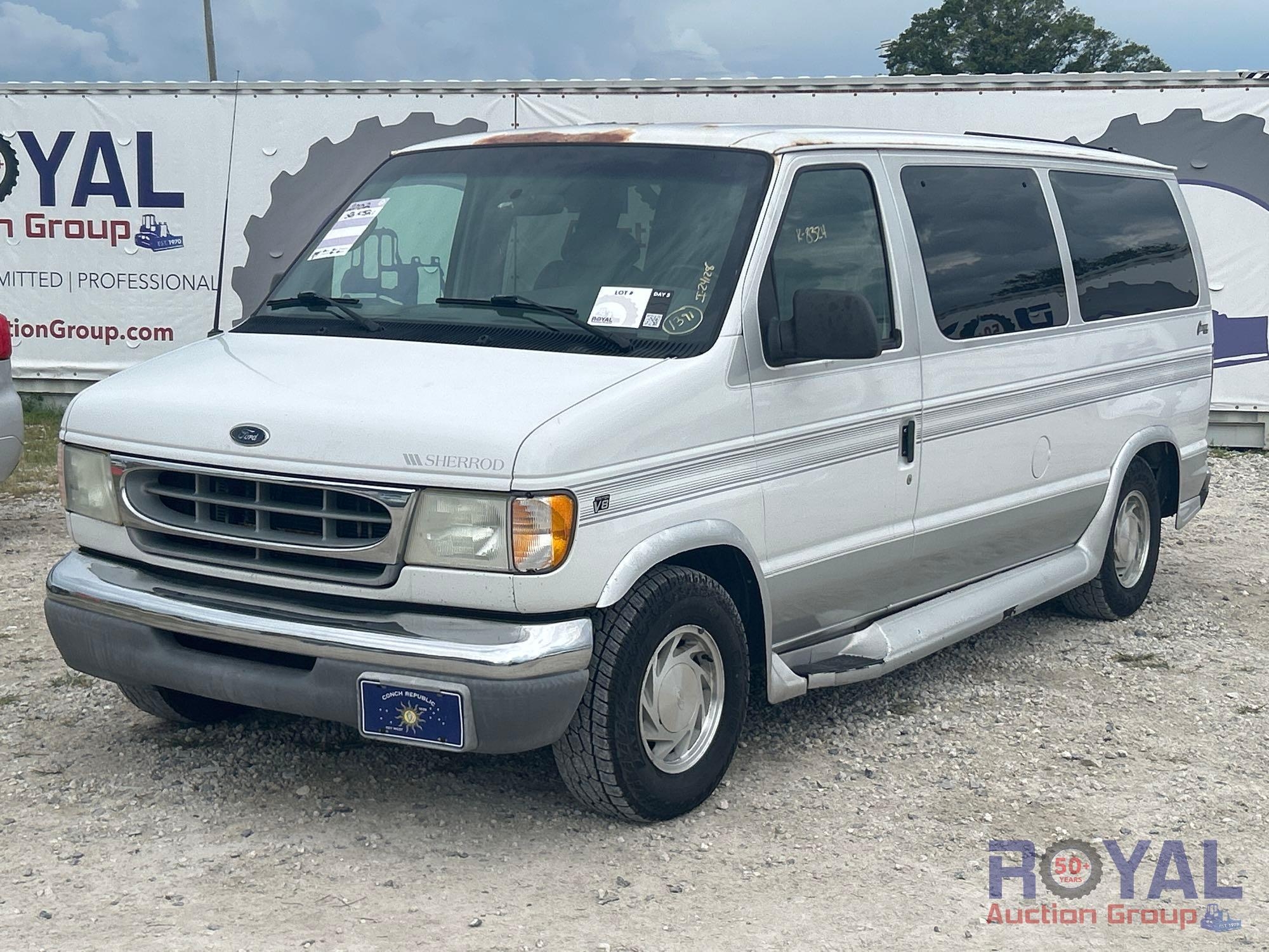 Year: 2002 Make: Ford Model: Econoline Vehicle Type: Van Mileage: 156,145 Plate: Body Type: 3 Door (A51694)