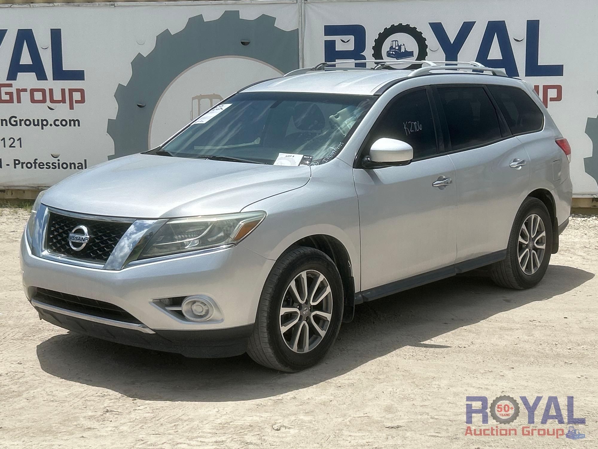 2015 Nissan Pathfinder SUV (A55758)