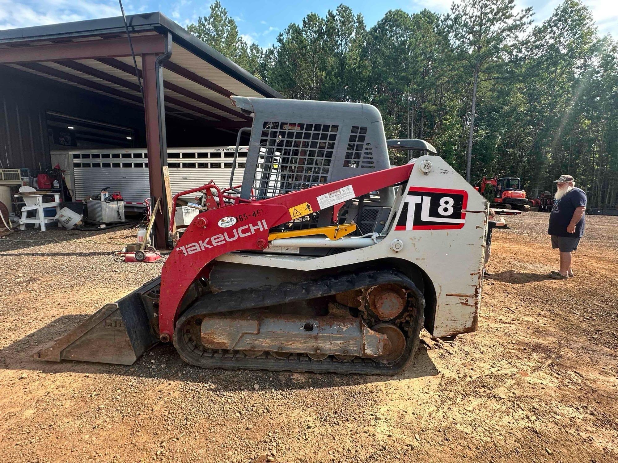 2016 Takeuchi TL8 Skid Steer (A51573)