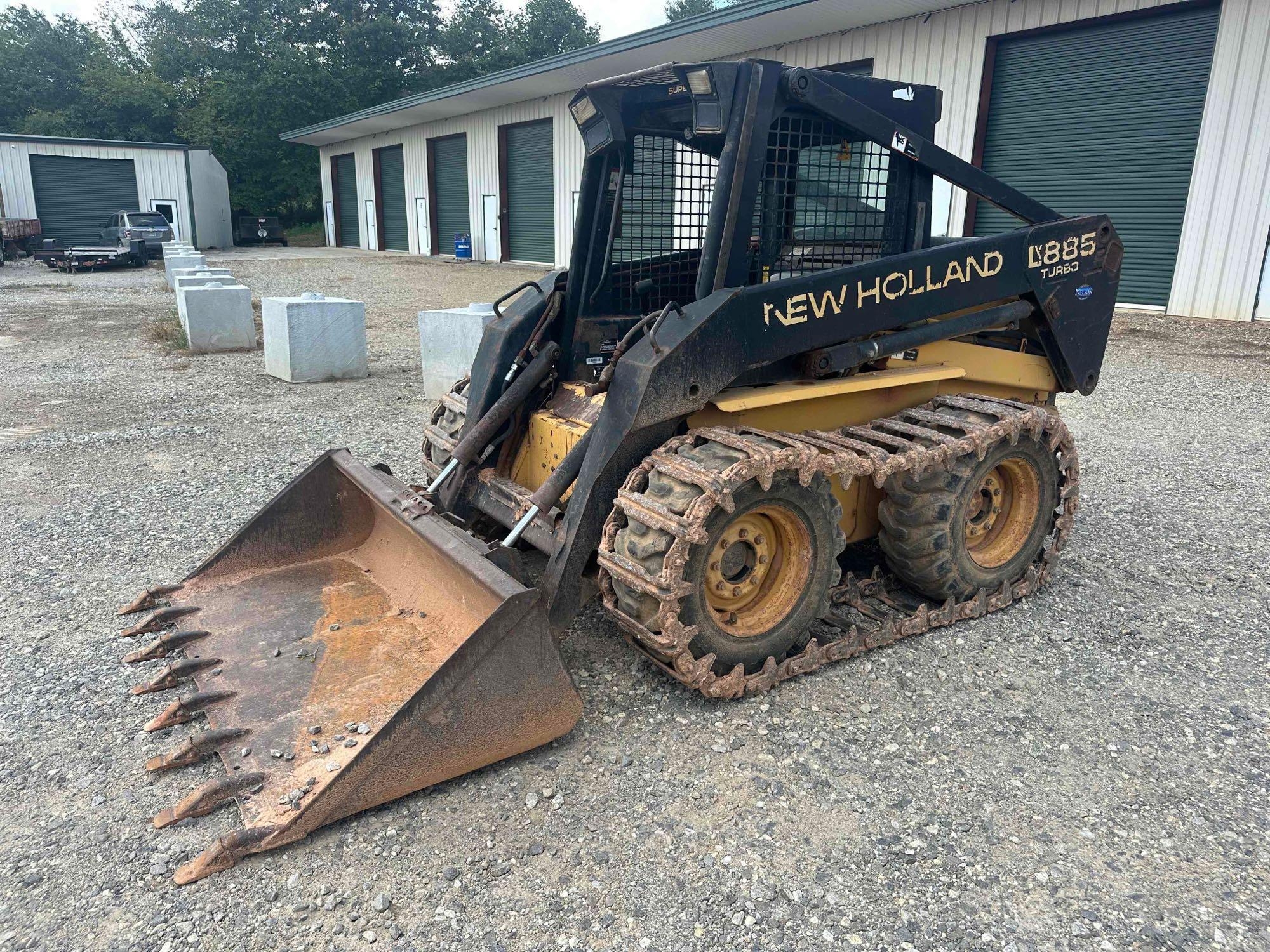 New Holland LX885 Skidsteer (A51573)