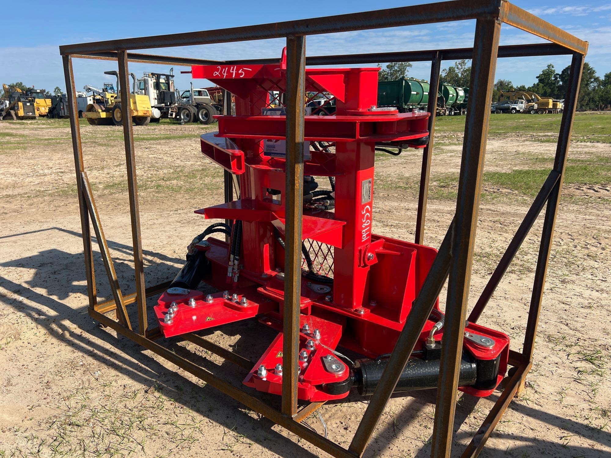 UNUSED TOPCAT QUICK ATTACH TREE SHEAR (A51248)
