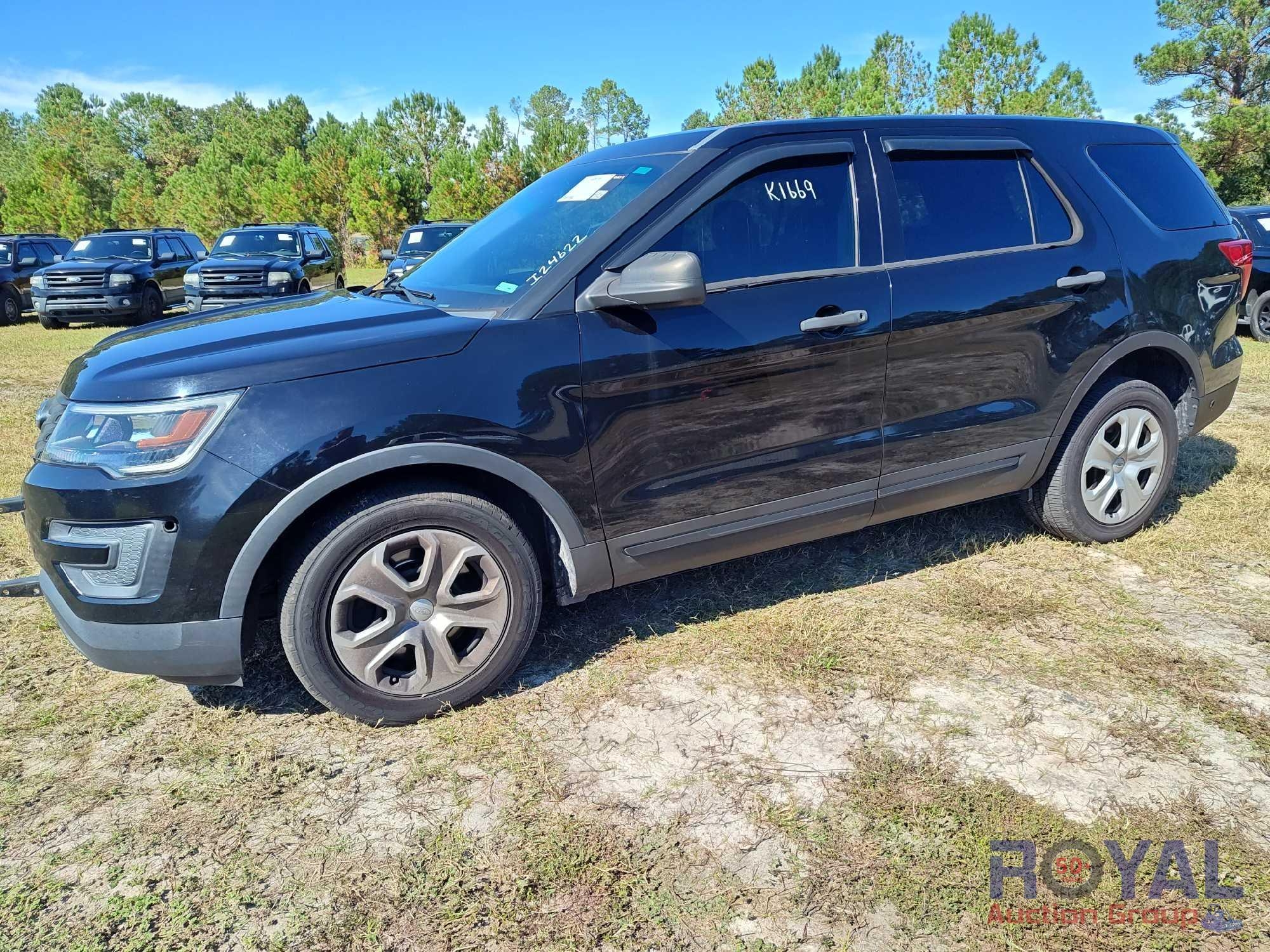 2016 Ford Explorer AWD SUV (A55853)