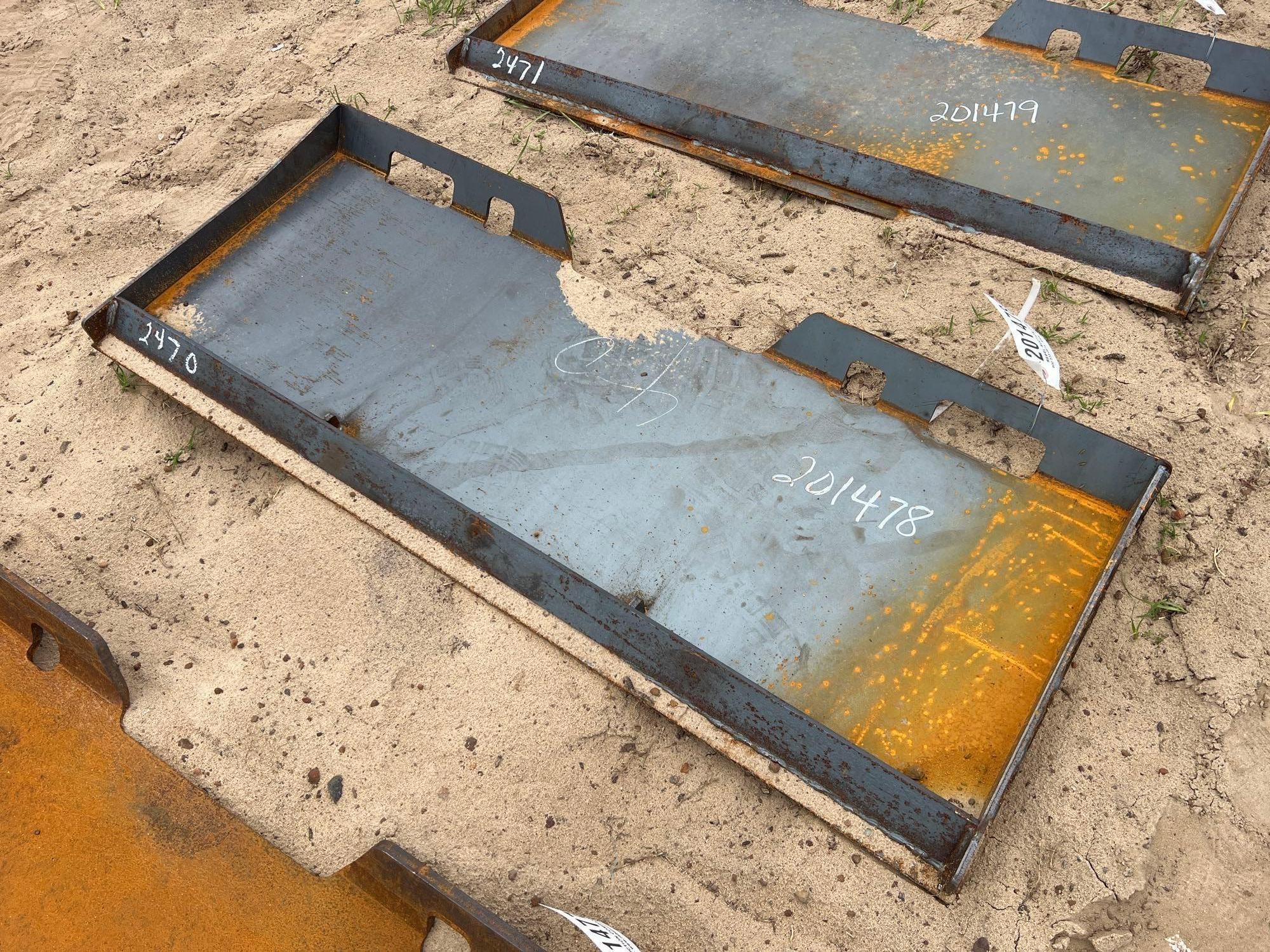 UNUSED LANDHONOR UNIVERSAL ADAPTER PLATES (A54757)