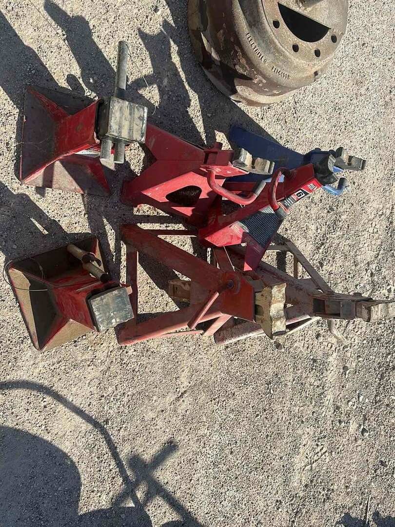 SET OF (7) JACK STANDS (A53843)