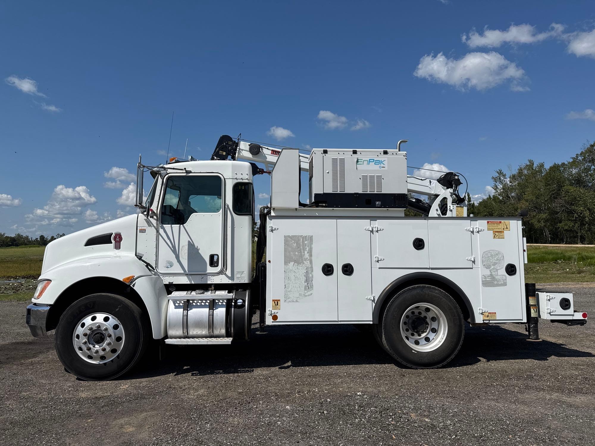 2016 KENWORTH T270 SERVICE TRUCK (A51406)