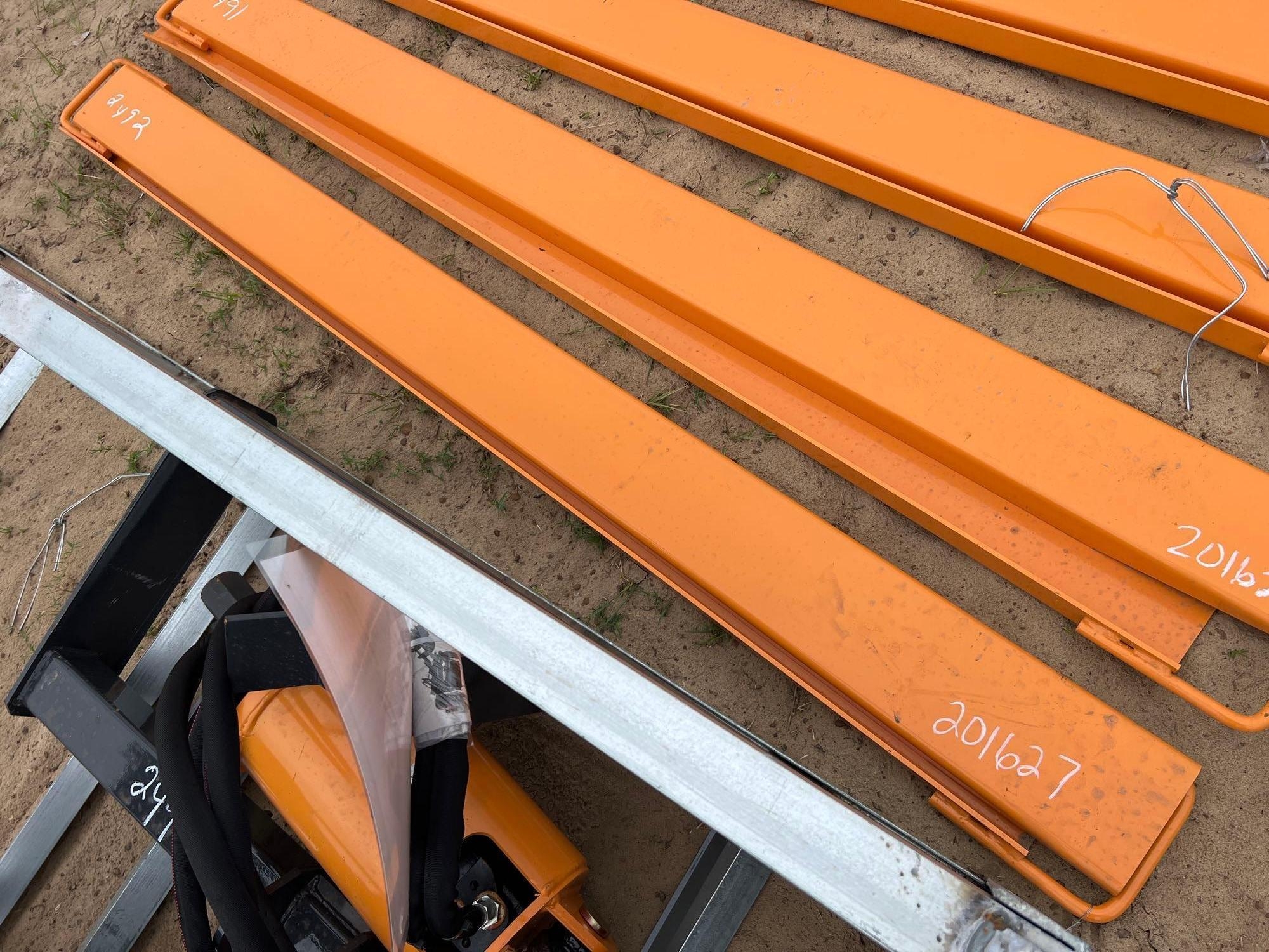 UNUSED LANDHONOR 82" FORK EXTENSIONS (A54757)