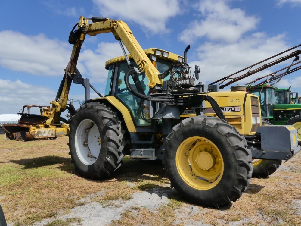 Massey Ferguson 6170 (A44501)