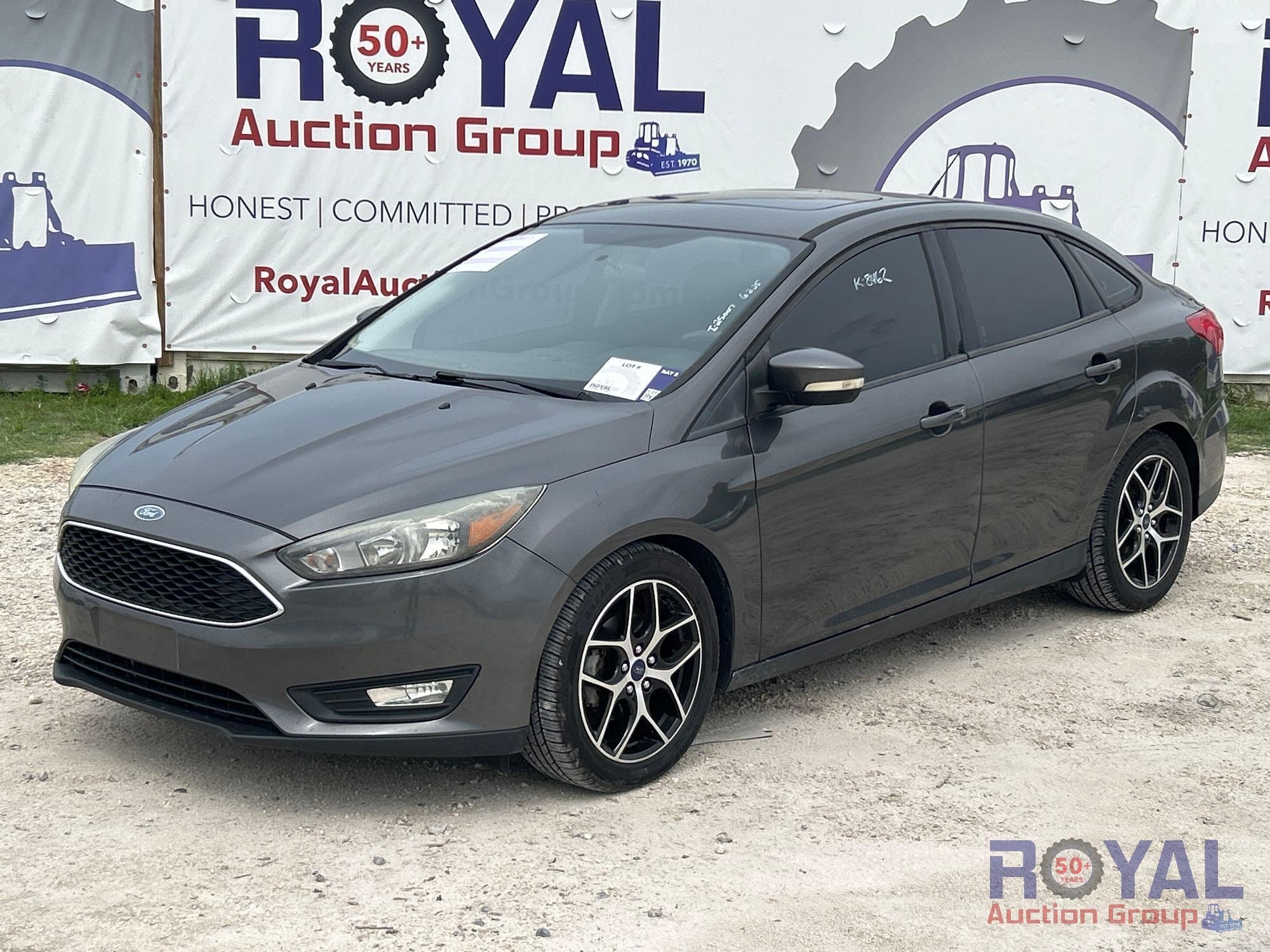 2017 Ford Focus SEL Sedan (A48082)