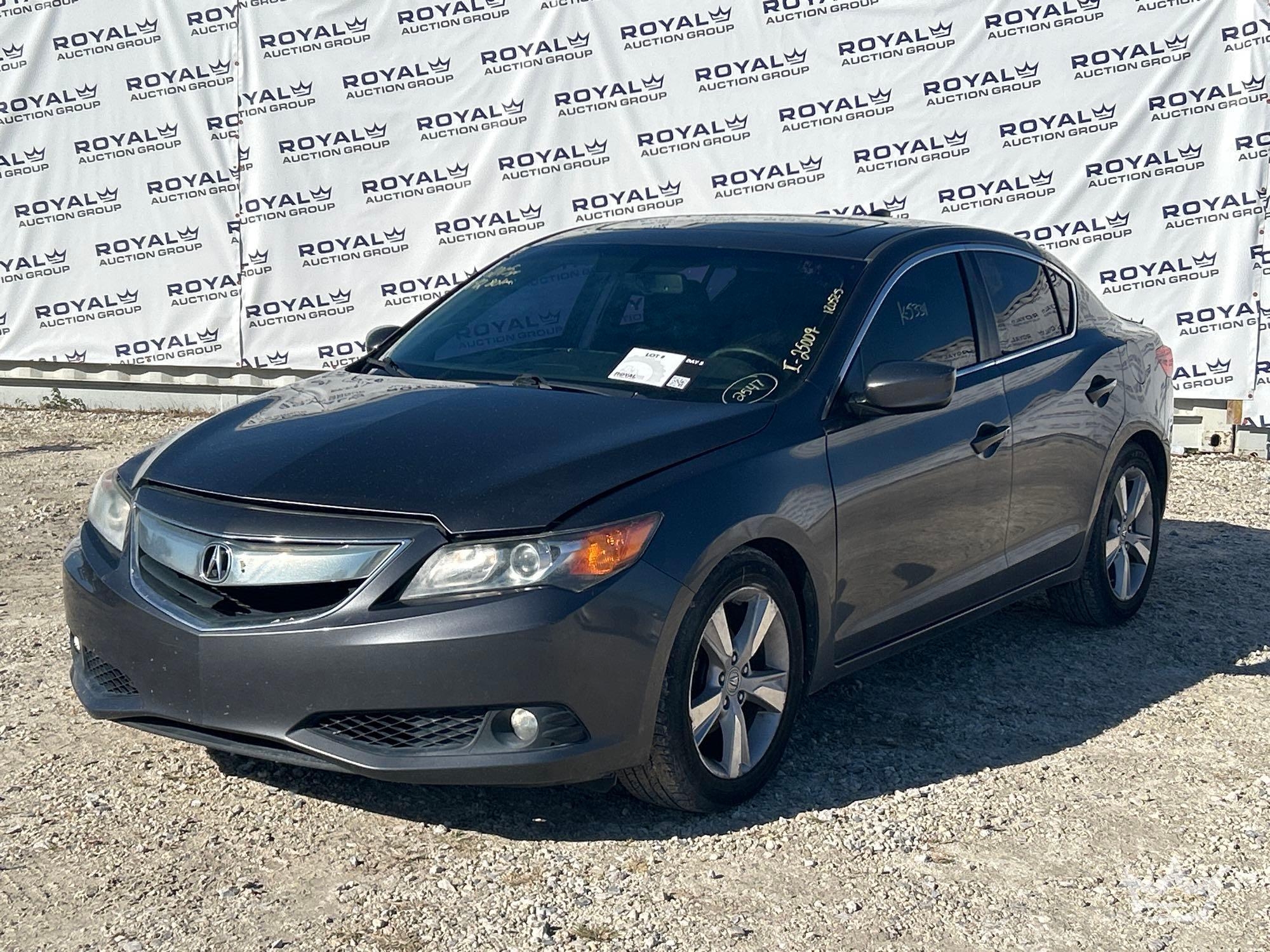 Year: 2015 Make: Acura Model: ILX Vehicle Type: Passenger Car Mileage: 192,801 Plate: Body Type: 4 (A59231)