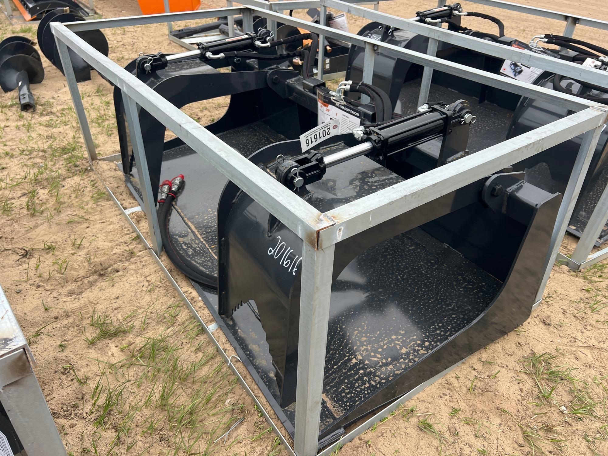 UNUSED WOLVERINE GB-11-72W 72" HYD GRAPPLE BUCKET (A54757)