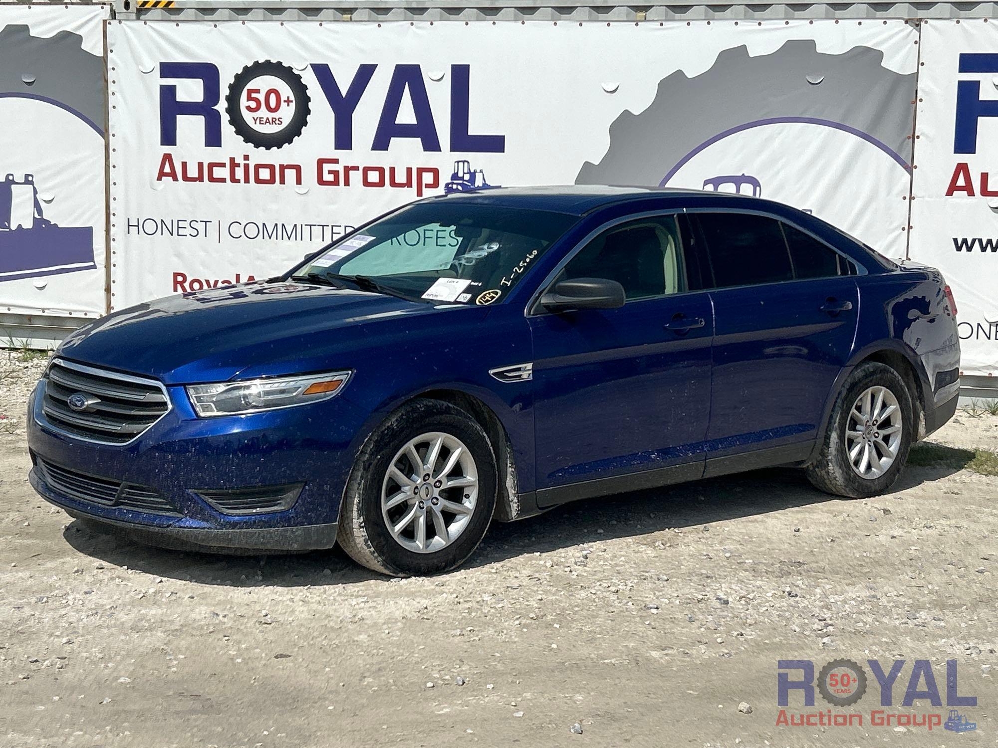 2014 Ford Taurus SE Sedan (A51694)