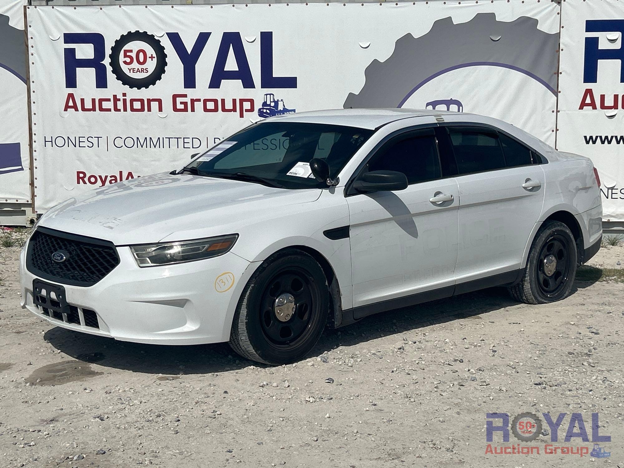 2015 Ford Taurus AWD Sedan (A51694)