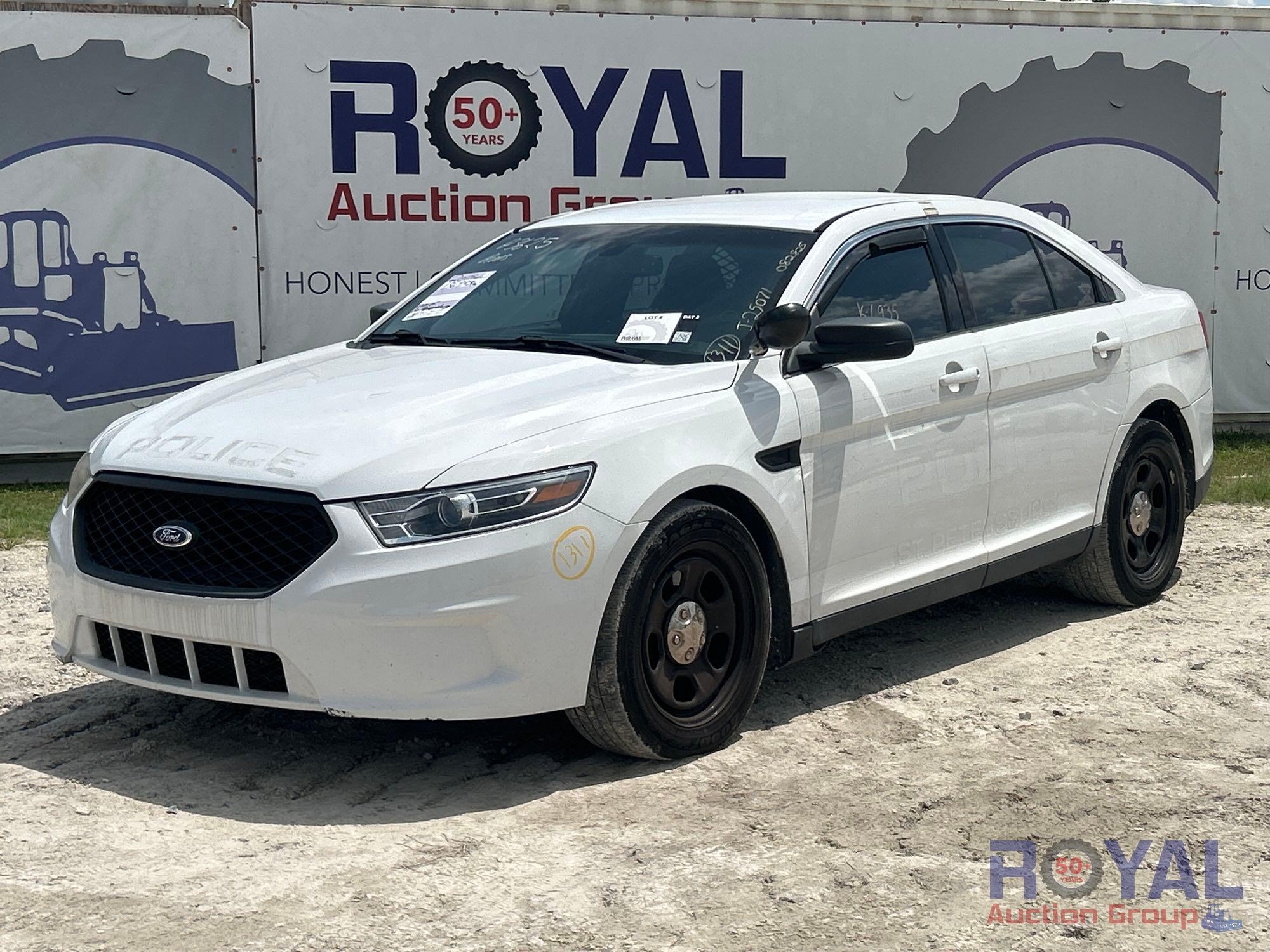 2014 Ford Taurus AWD Sedan (A51694)