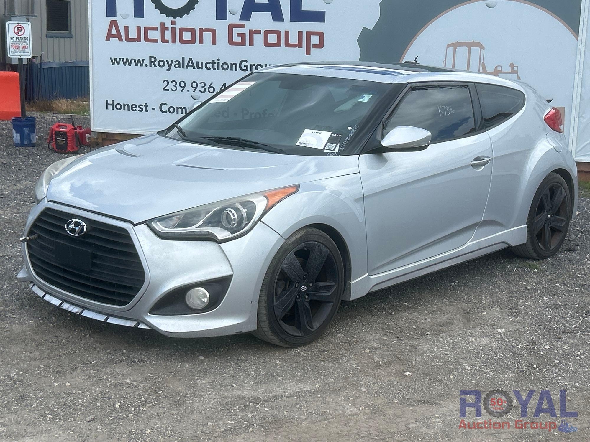 2015 Hyundai Veloster Hatchback (A53424)