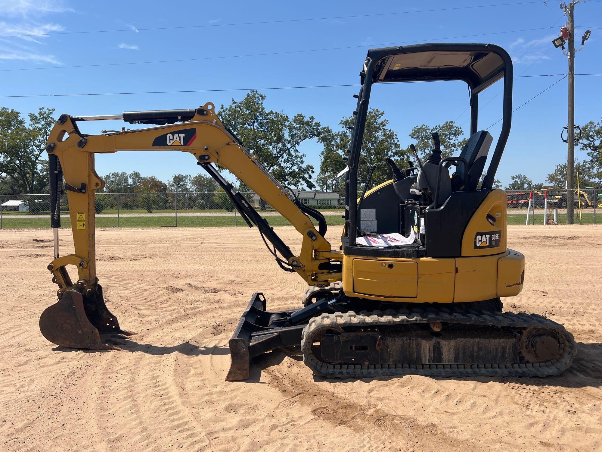 2019 CATERPILLAR 303E CR EXCAVATOR (A51246)