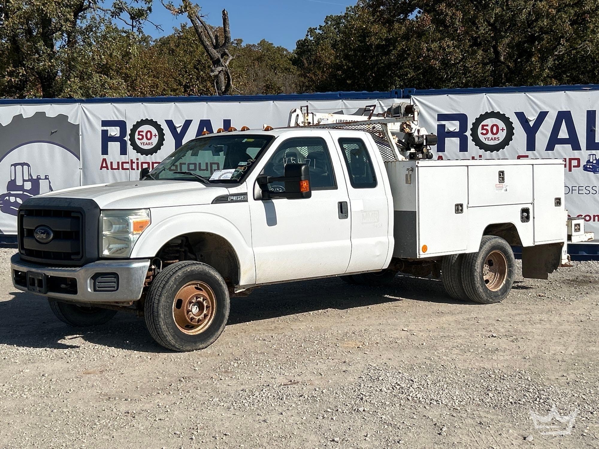2015 Ford F-350 4x4 Ext. Cab Liberator 3,200LB 1.5 Ton Crane Service Truck (A55973)