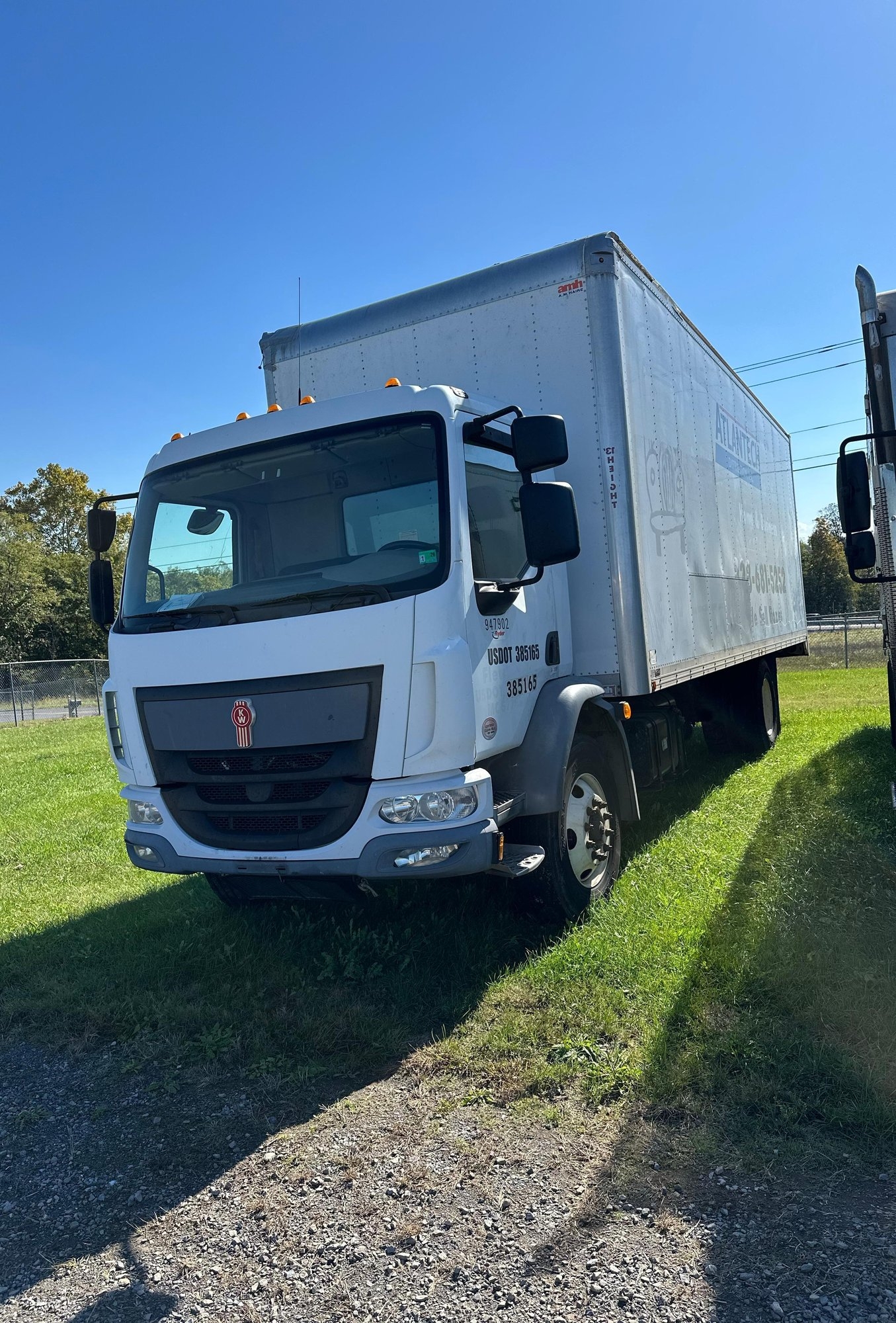 2015 Kenworth Box Truck (A47477)
