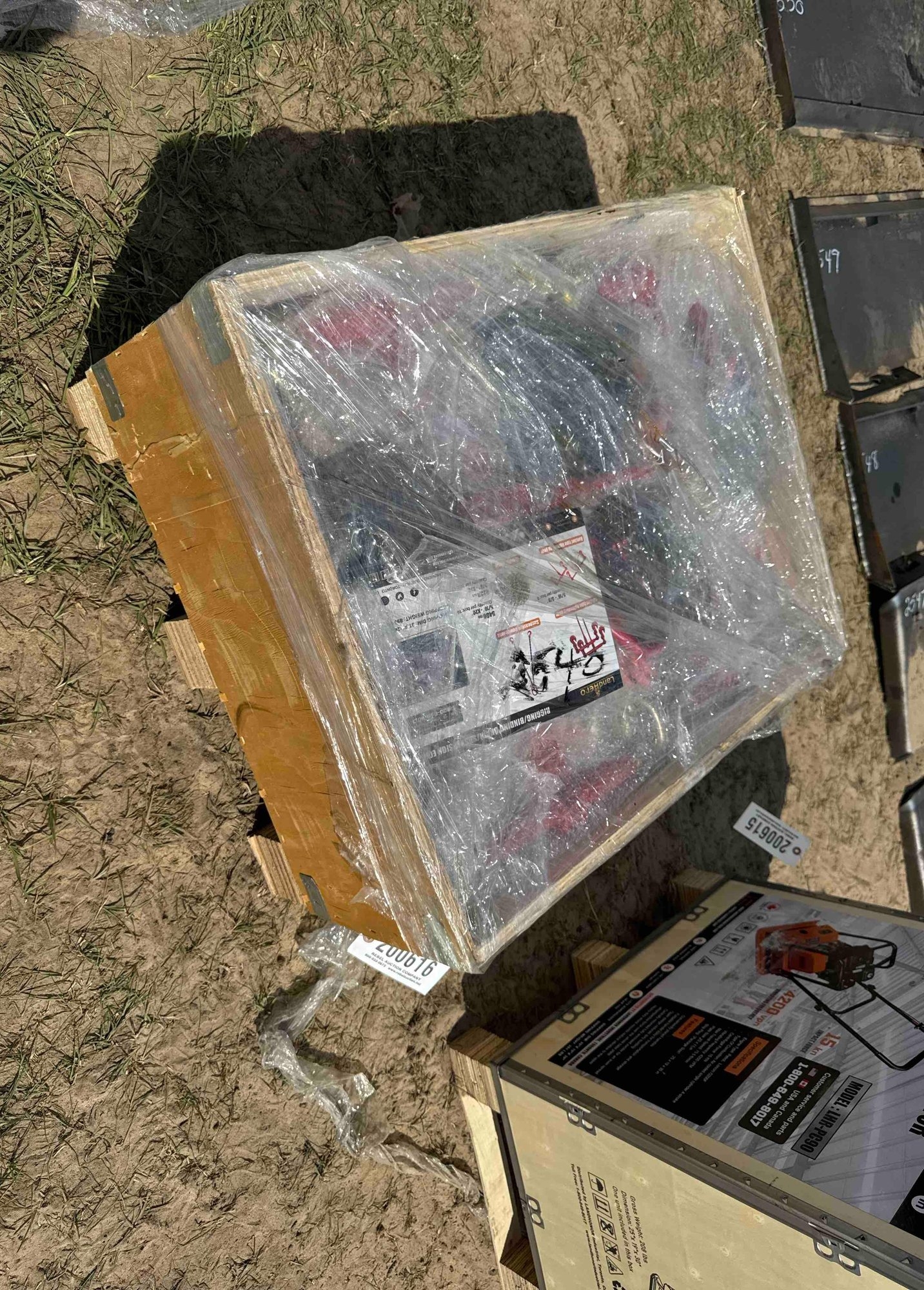 UNUSED LANDHERO CHAINS & BINDERS (A51248)
