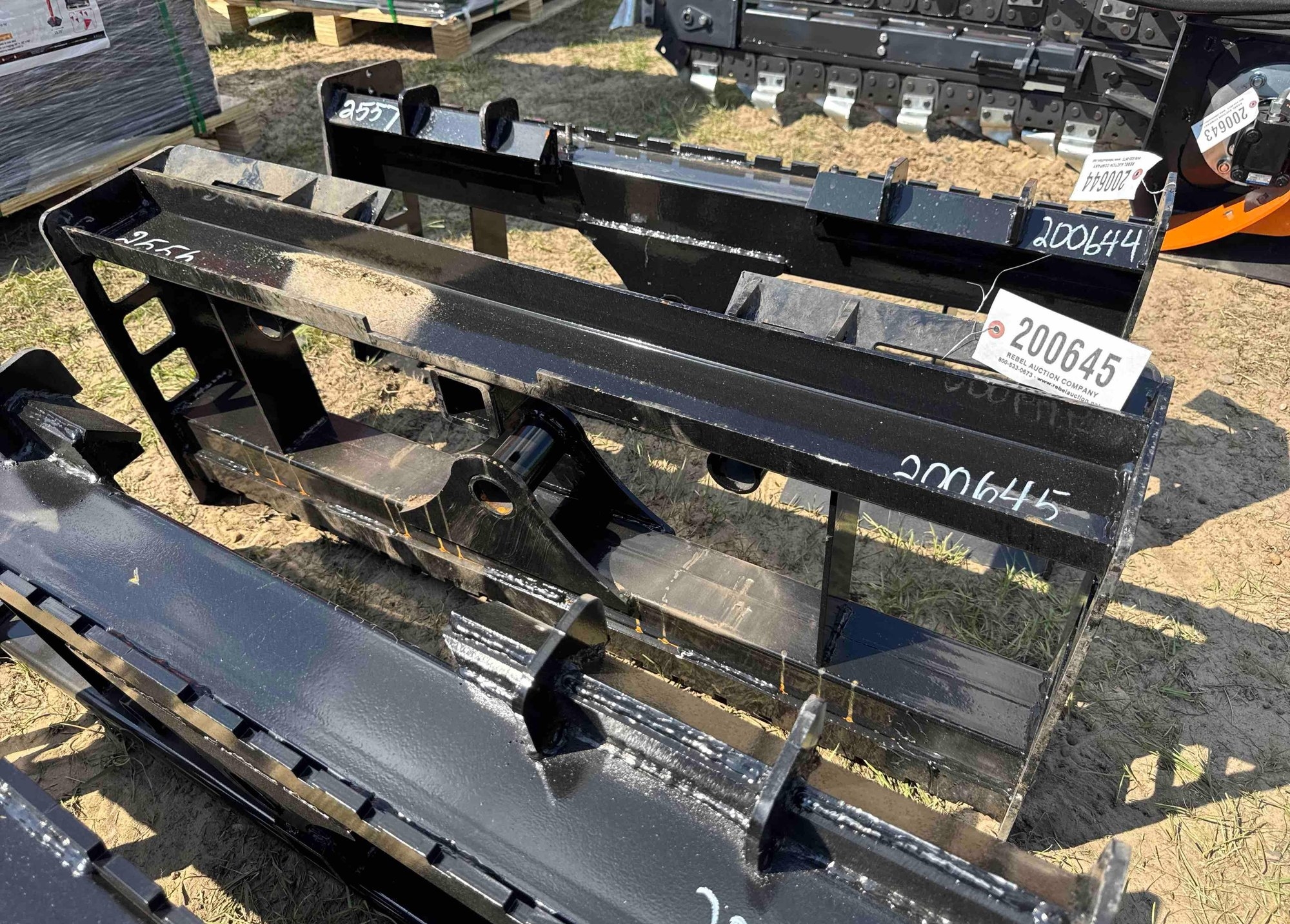 UNUSED WOLVERINE PFF3-13-45W UNIVERSAL MAST (A51248)