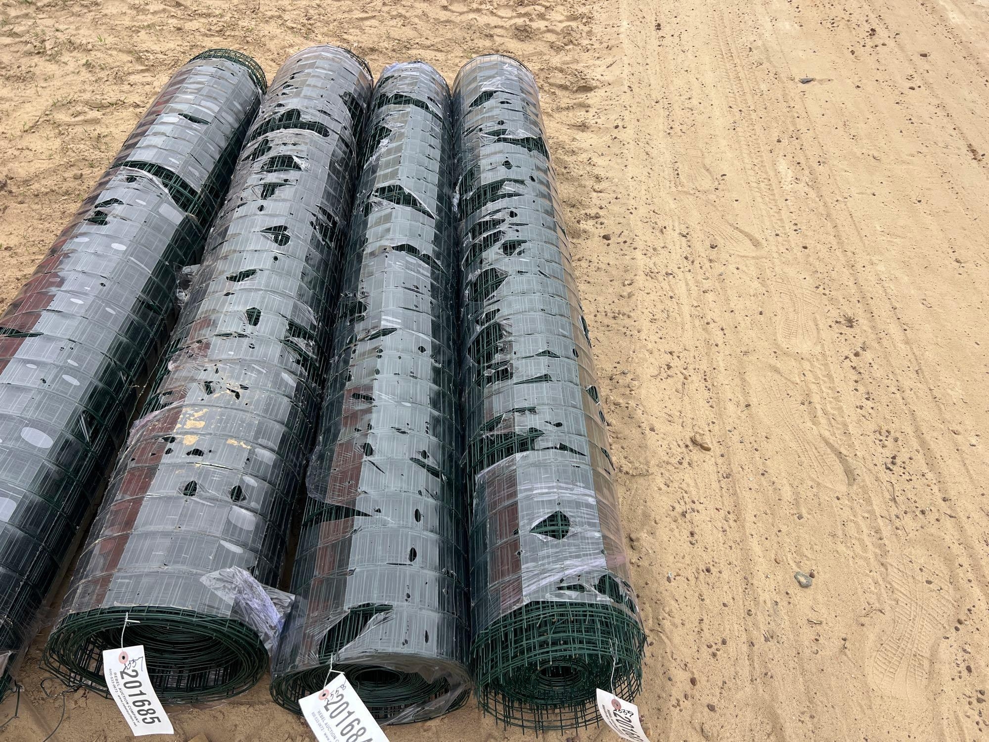 UNUSED DIGGIT 6' HIGH FENCING - 1 ROLL (A54757)