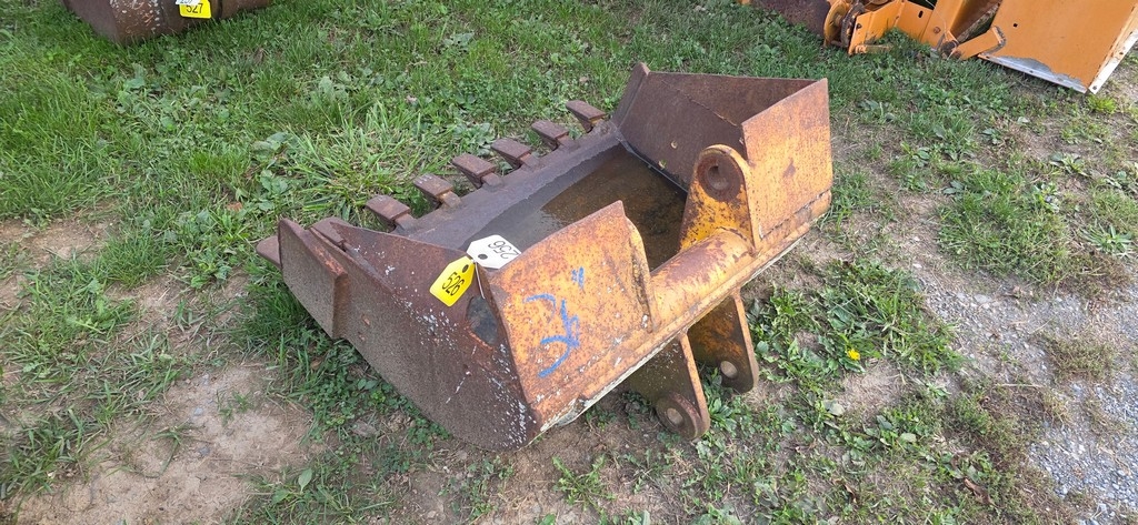 36" Backhoe Bucket (A50775)