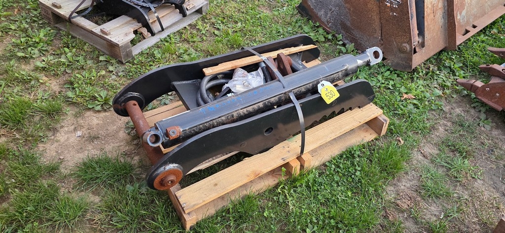 New Excavator Hydraulic Thumb (A50775)