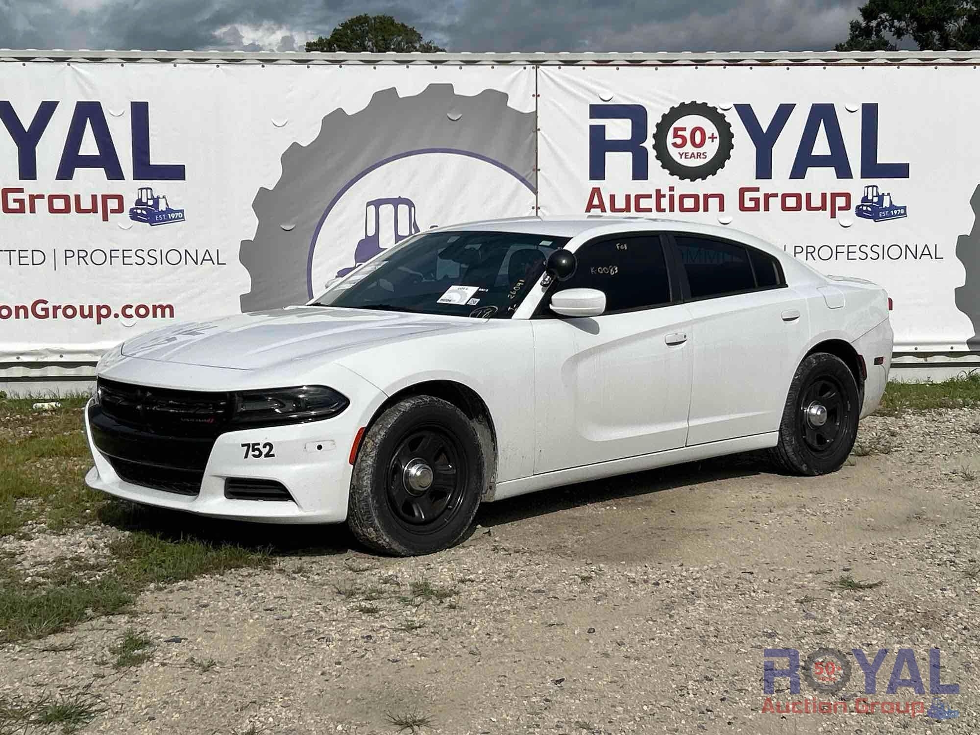 2016 Dodge Charger Sedan (A51694)