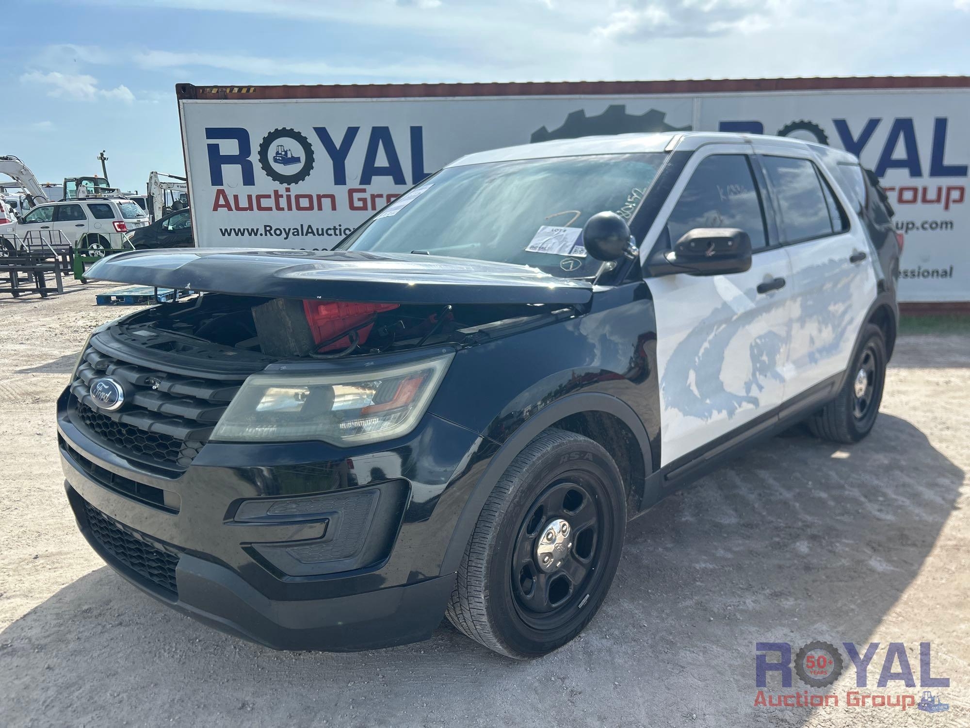 2016 Ford Explorer AWD SUV (A50324)