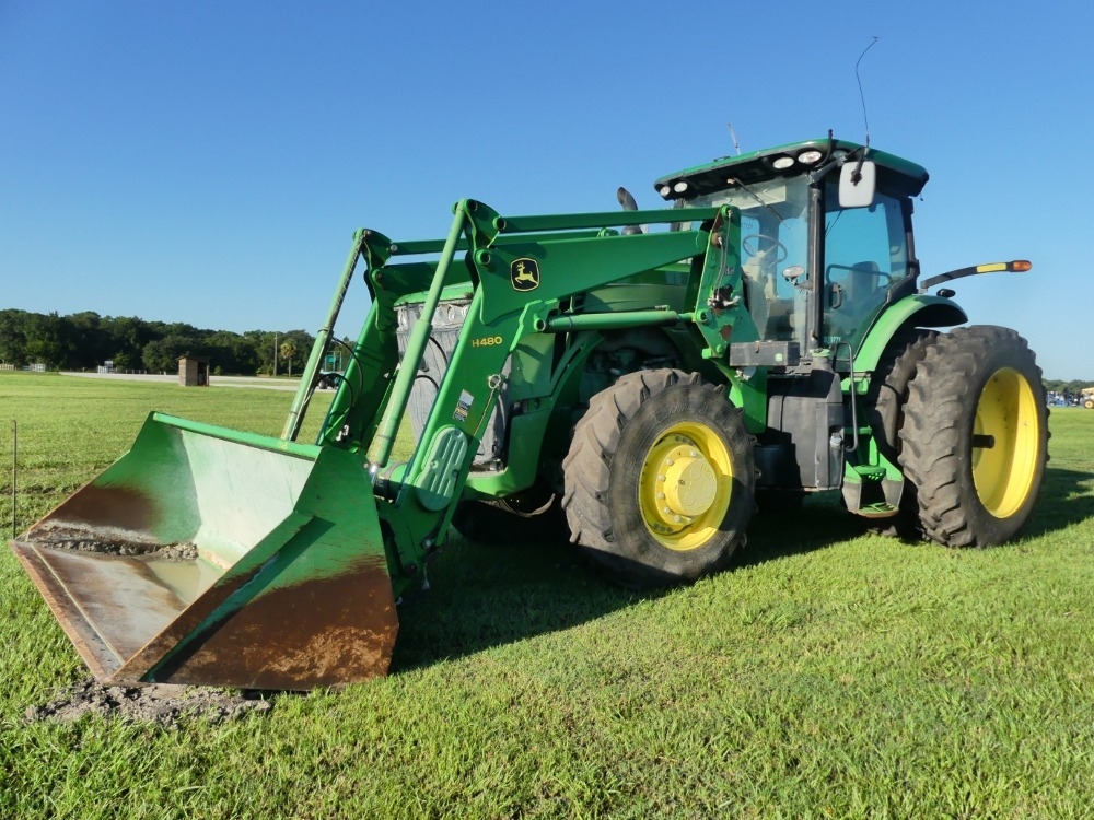 2015 John Deere 8245R (A50120)