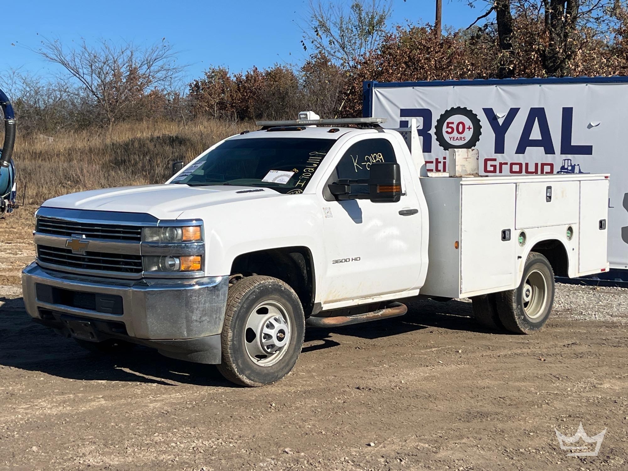 2015 Chevrolet Silverado 3500 Knapheide Service Truck (A55973)