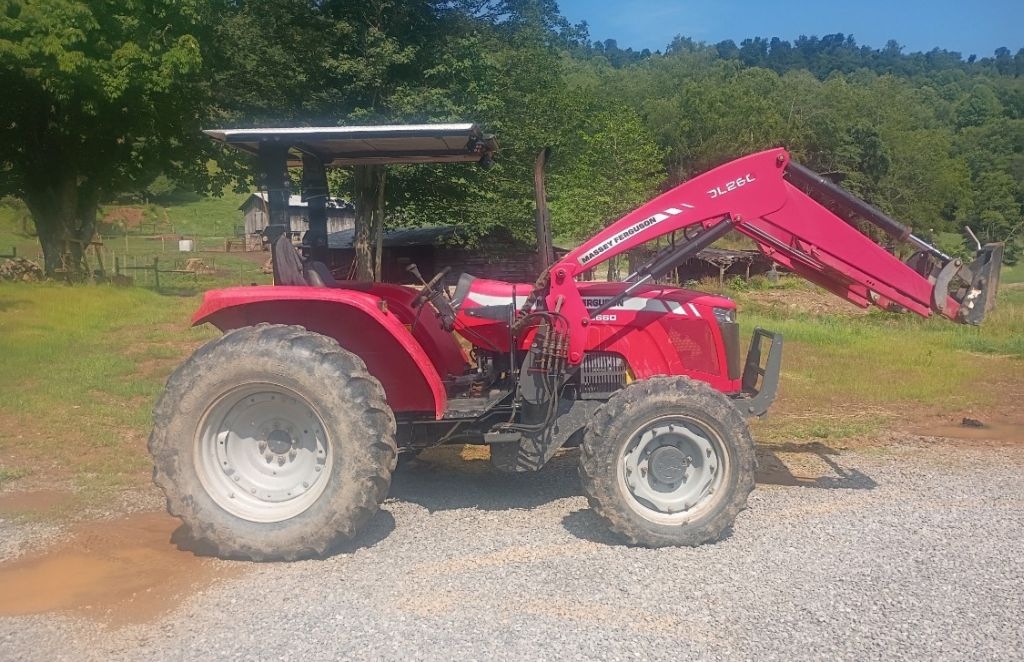 Massey Ferguson 2650, 4WD, Loader, Canopy (A47371)