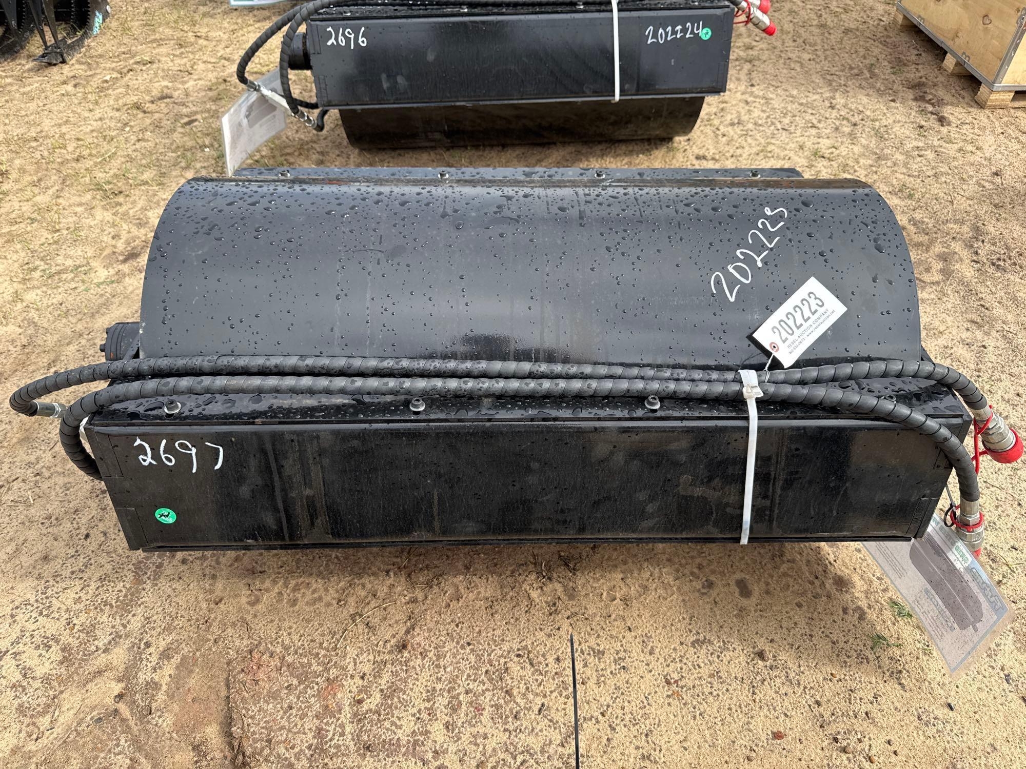 UNUSED FUTURE VR39 - 39" MINI HYD VIBRATORY ROLLER (A54757)