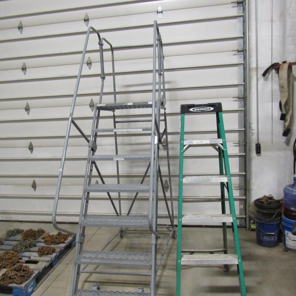 LOT: Uline 72" Rolling Staircase, 6' Fiberglass Stepladder (A59076)