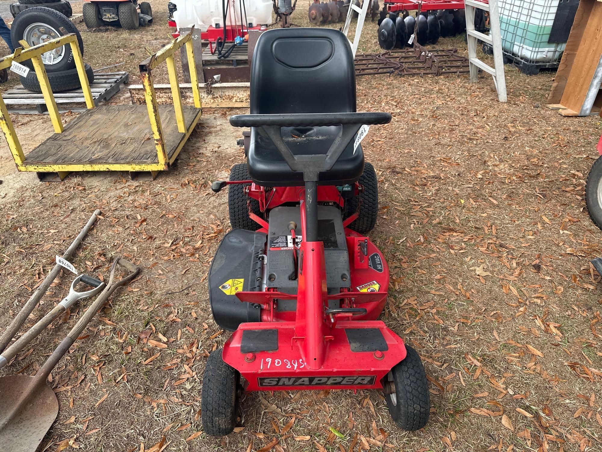 SNAPPER 28" MOWER (A52708)
