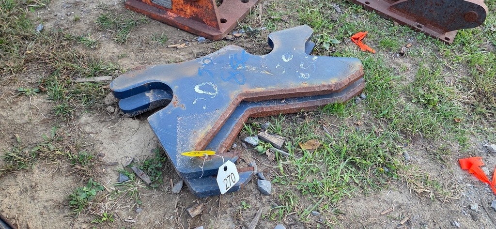 John Deere 85G Quick Attach Brackets (A50775)