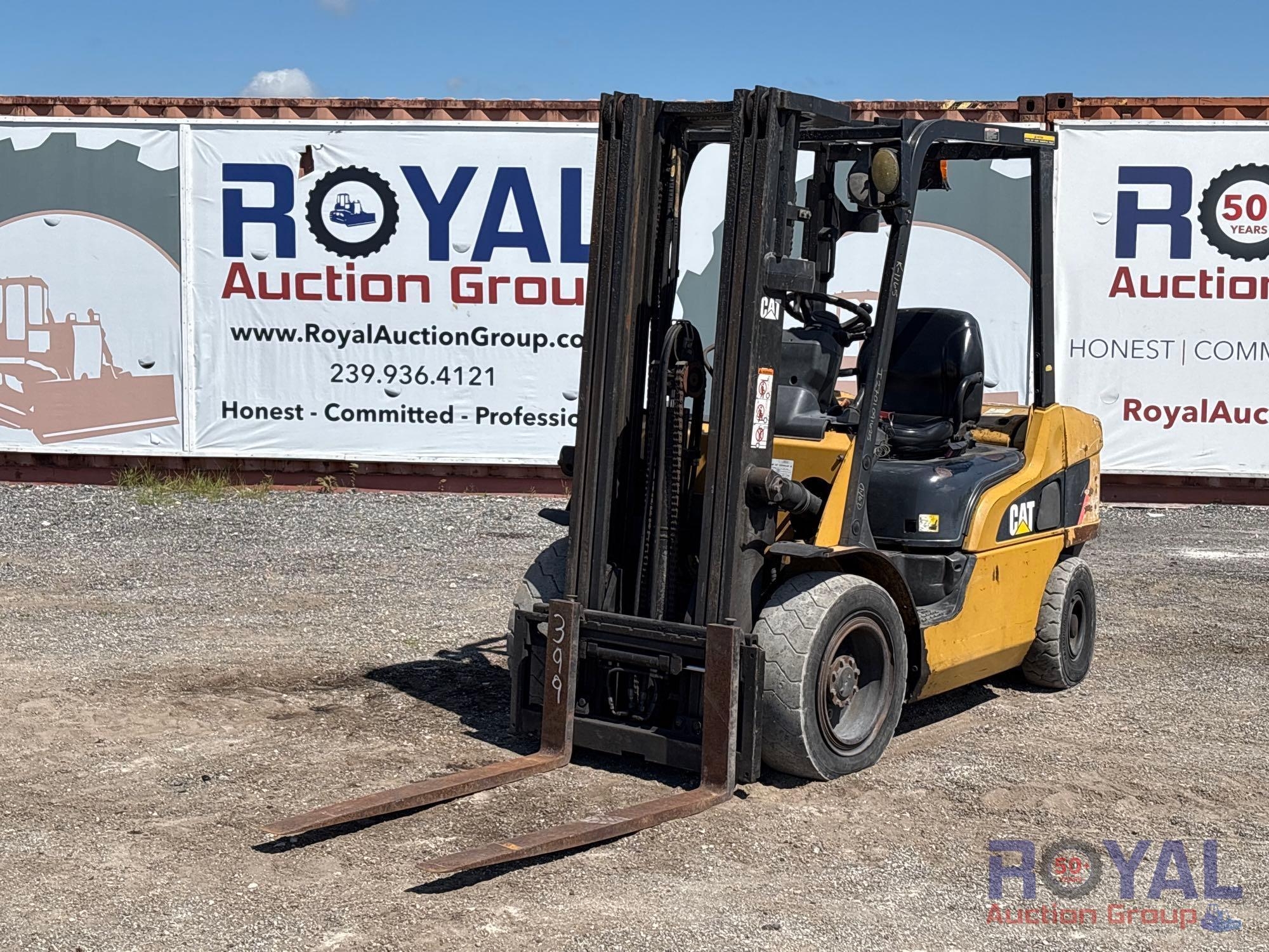 Caterpillar 2PD5000 5,000LB Diesel Warehouse Forklift (A55787)