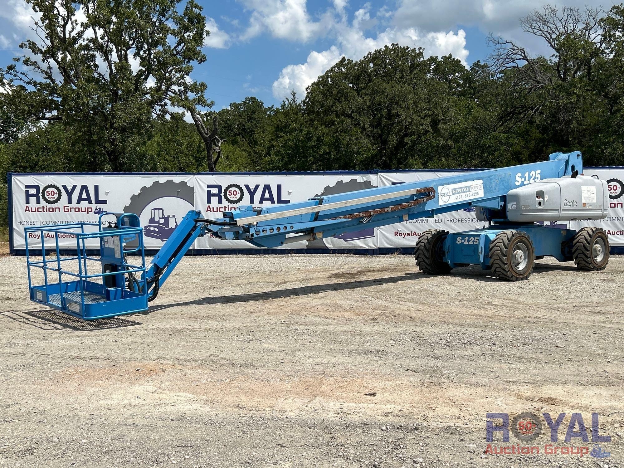 2002 Genie S-125 4x4 125ft Telescopic Boom Lift (A52377)